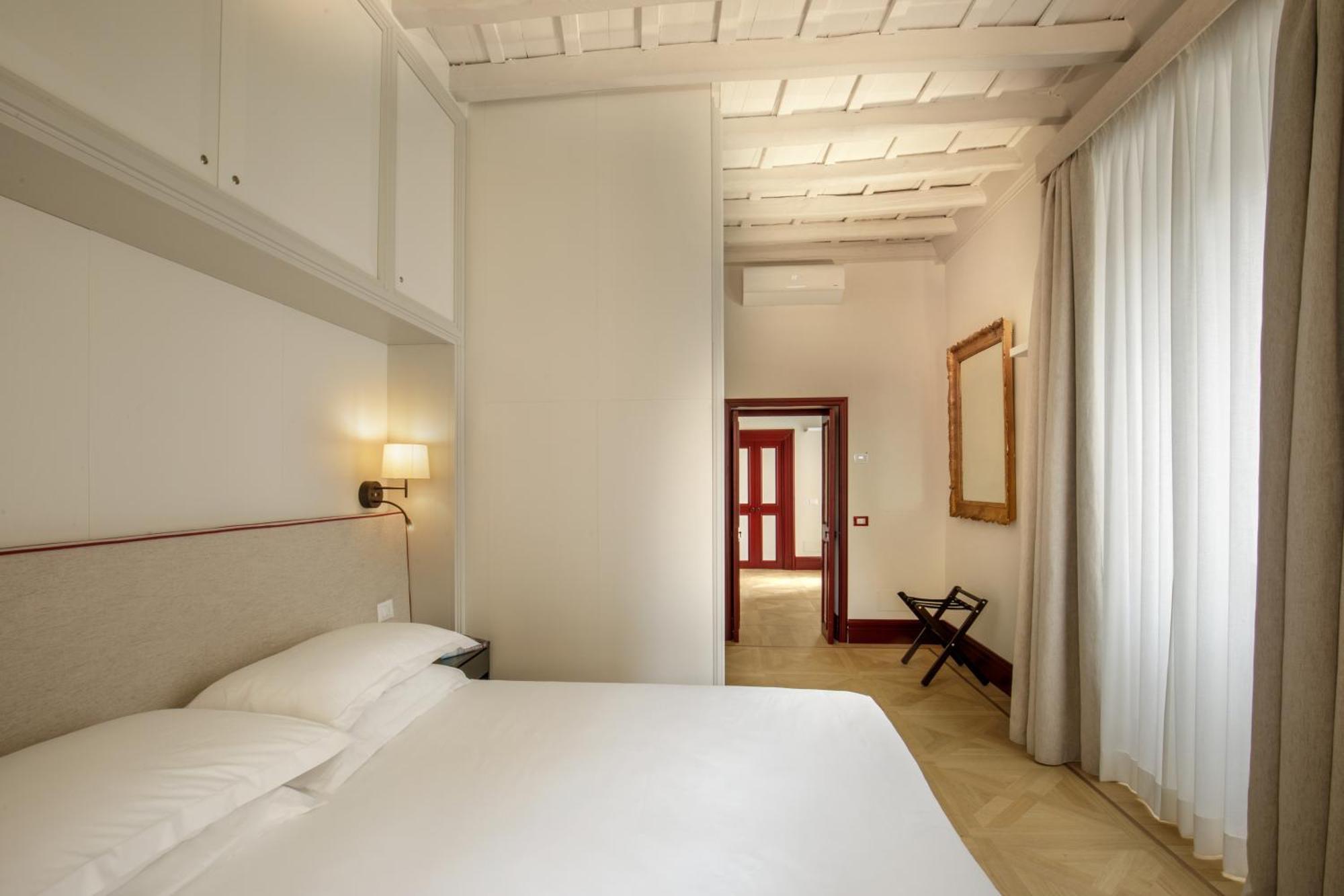 Boutique Hotel Campo De' Fiori Rome Bagian luar foto