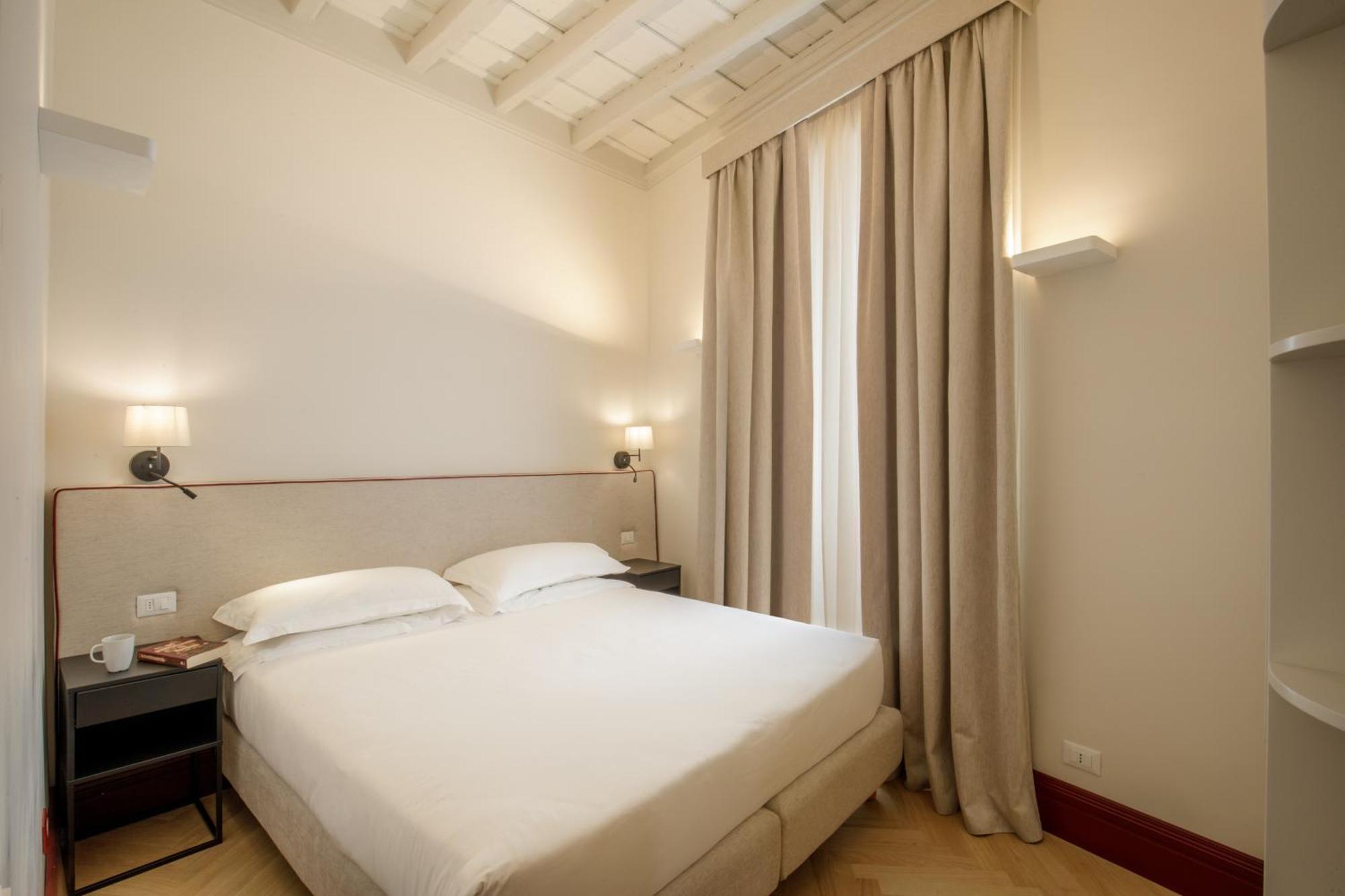 Boutique Hotel Campo De' Fiori Rome Bagian luar foto