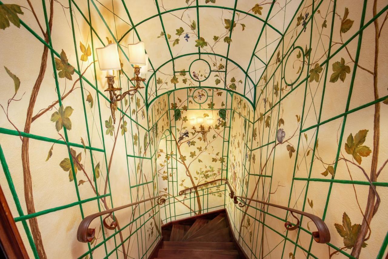 Boutique Hotel Campo De' Fiori Rome Bagian luar foto